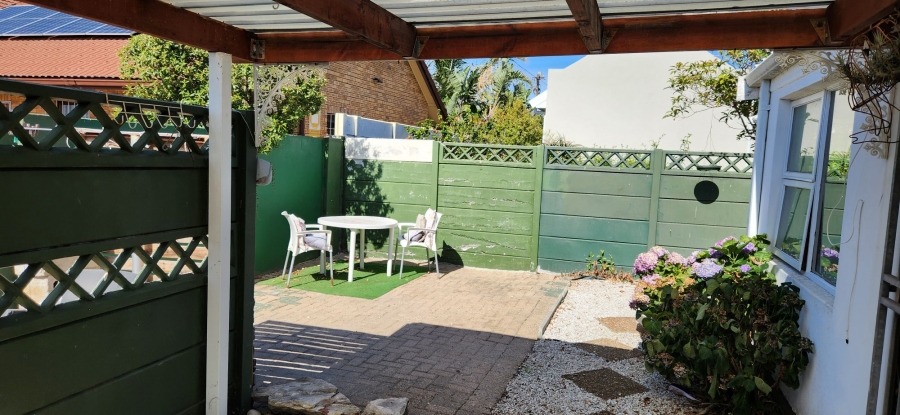 To Let 1 Bedroom Property for Rent in Kleinmond Western Cape